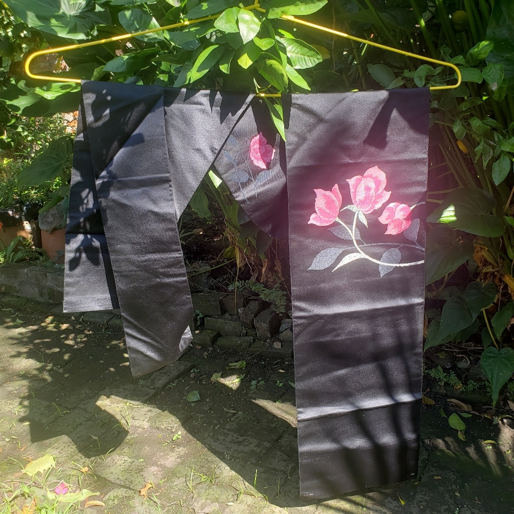 Japanese Black and Pink Floral Obi - Picture 3 of 4